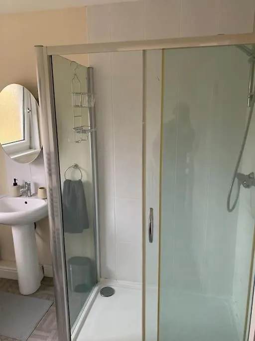 1 Bedroom Townhouse In North Yorkshire Harrogate Lägenhet